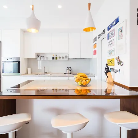 Azimut Apartment *